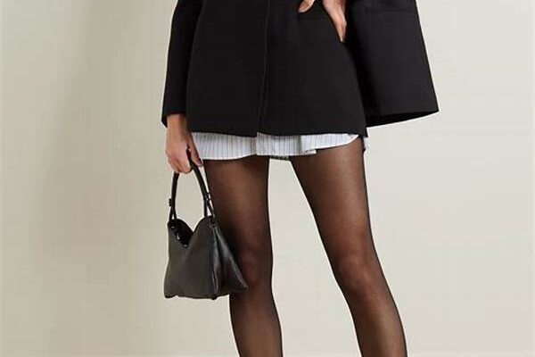 “effortless Elegant Fashion Trends”