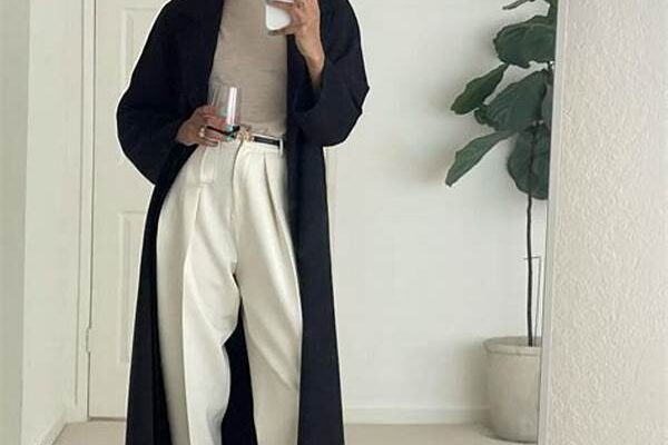 Organic Materials In Minimalist Fashion