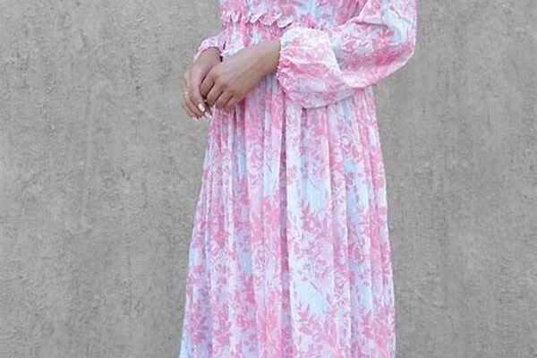 Stylish Modest Dress Pairings